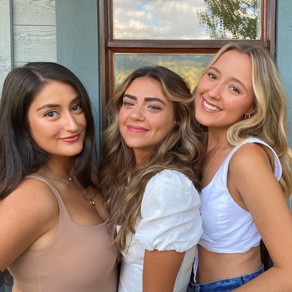 Meet your Posher, Anastasia - Picture 4 of 8